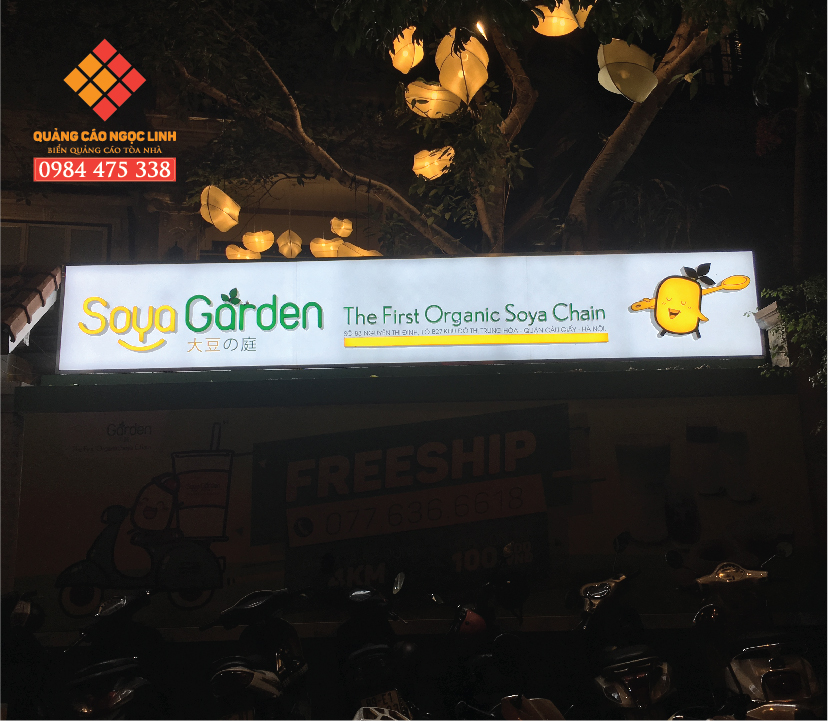 Hộp đèn quảng cáo tại Soya garden